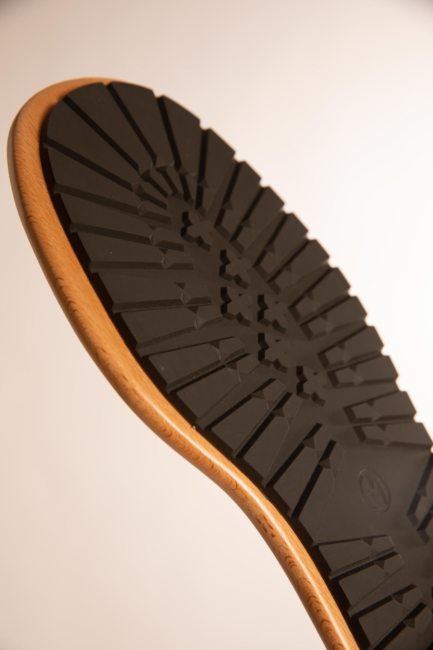 TREAD BOOT PADDLE
