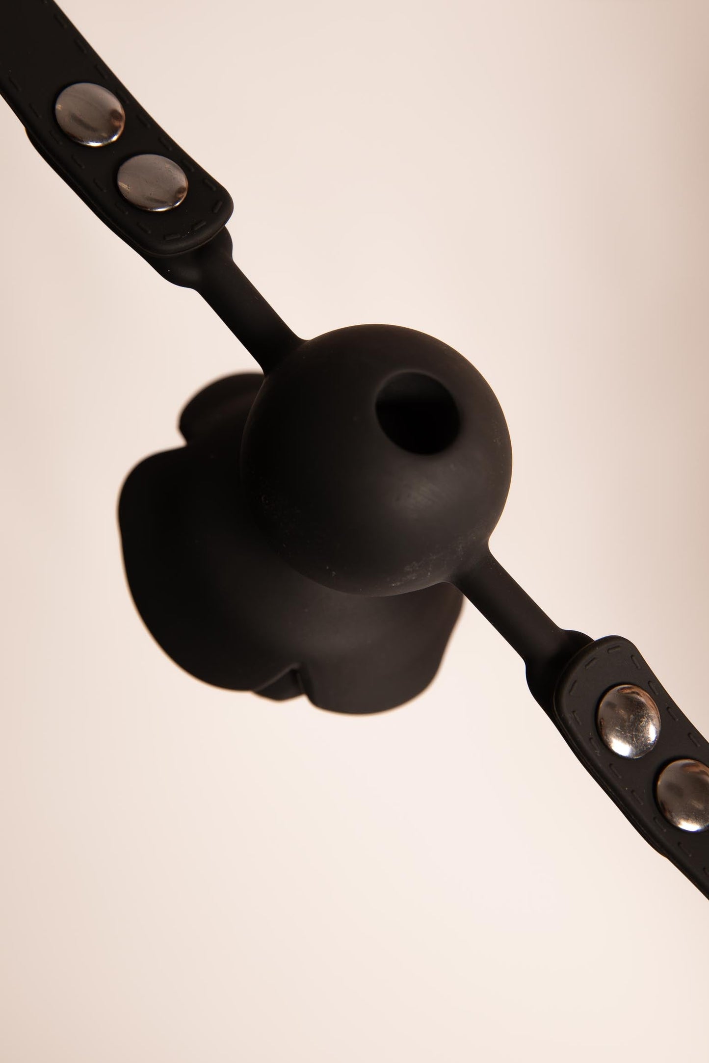 GAG BALL WITH REMOVABLE SILICONE ROSE