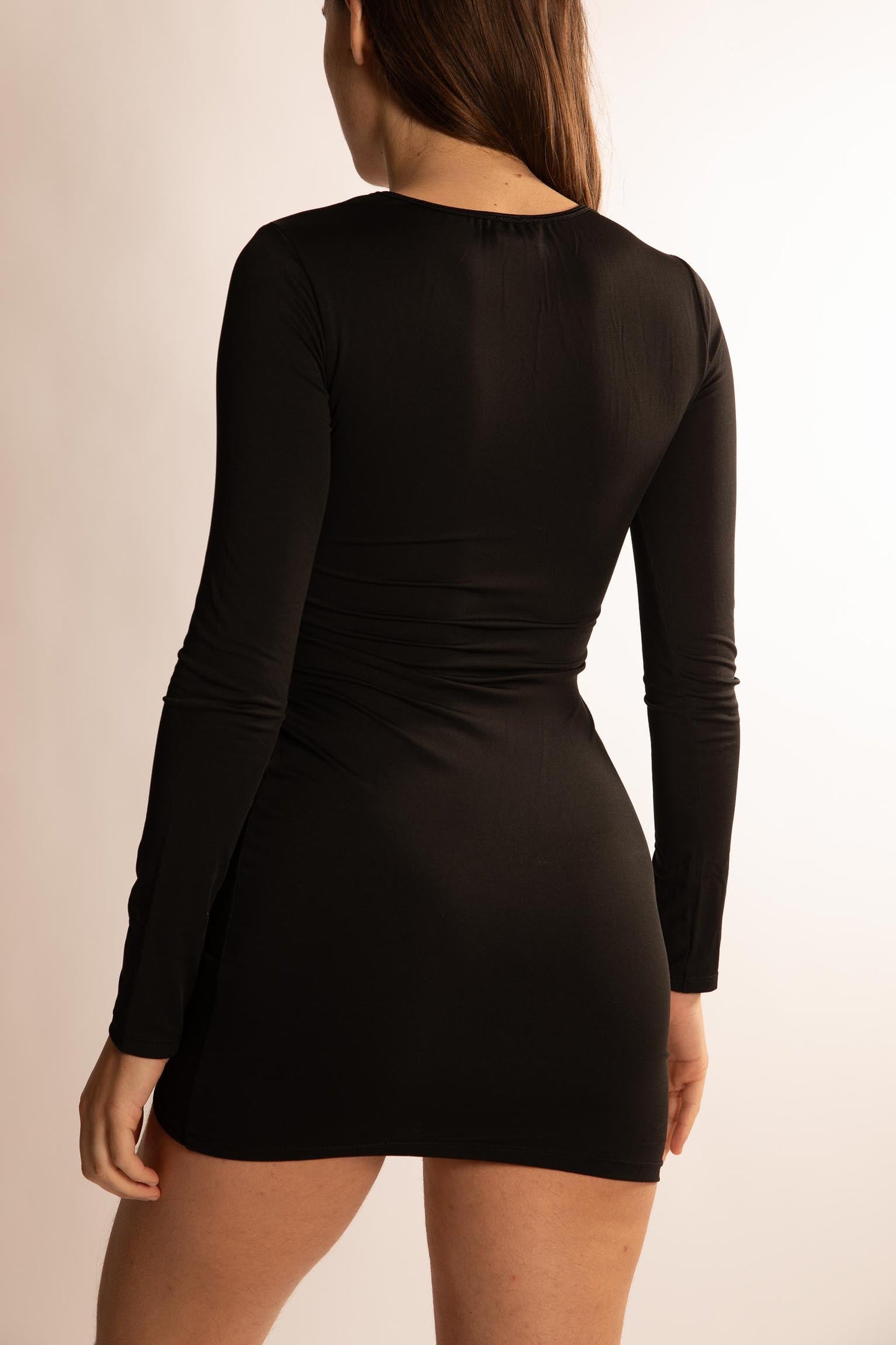 SHORT LONG SLEEVED DRESS