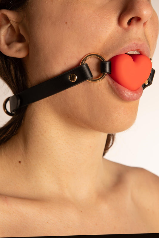 GAG BALL HEARTH