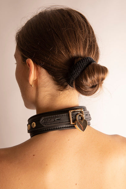 DARK SECRET BLACK LEATHER COLLAR AND LEASH SET