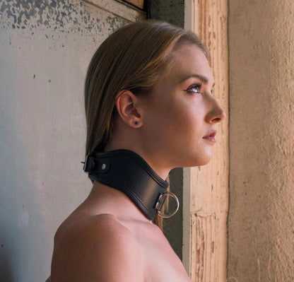MOMI LONG COLLAR